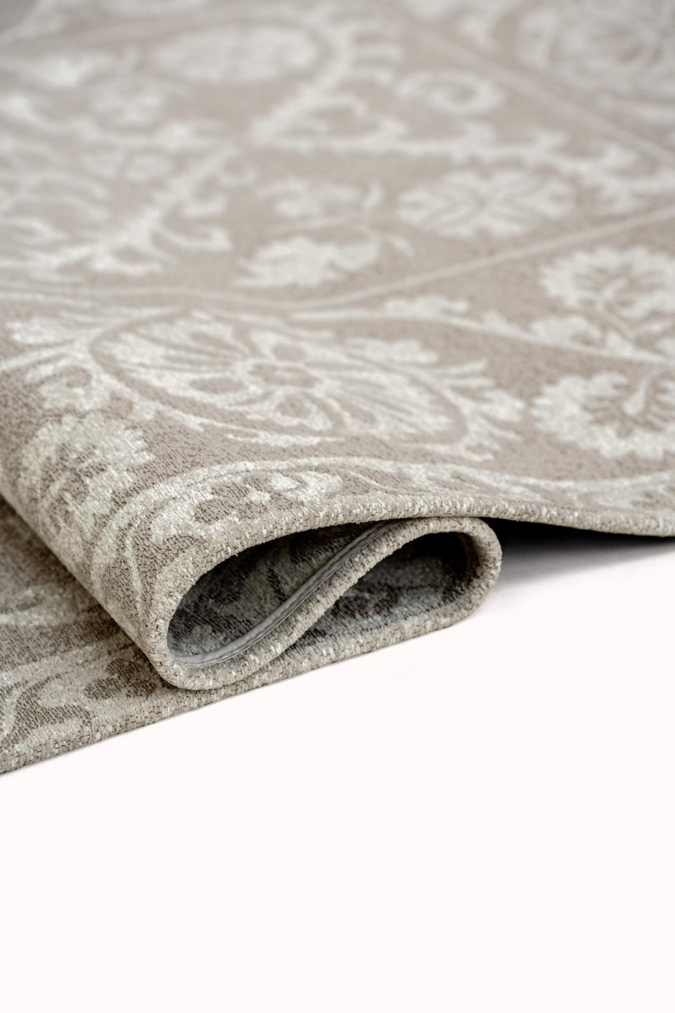 Tapis Suzani «Borée» 9846