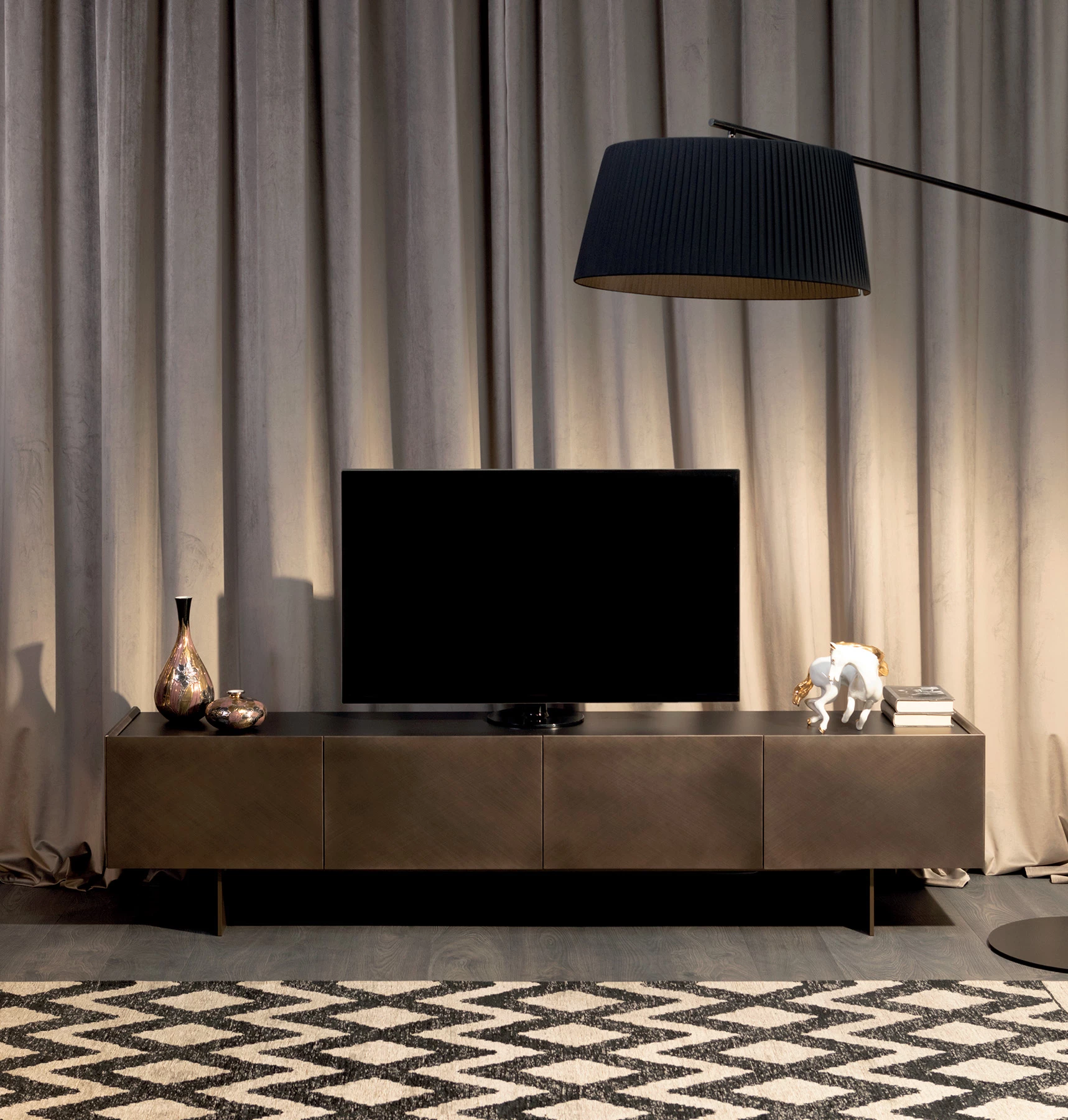 Buffet TV Coated