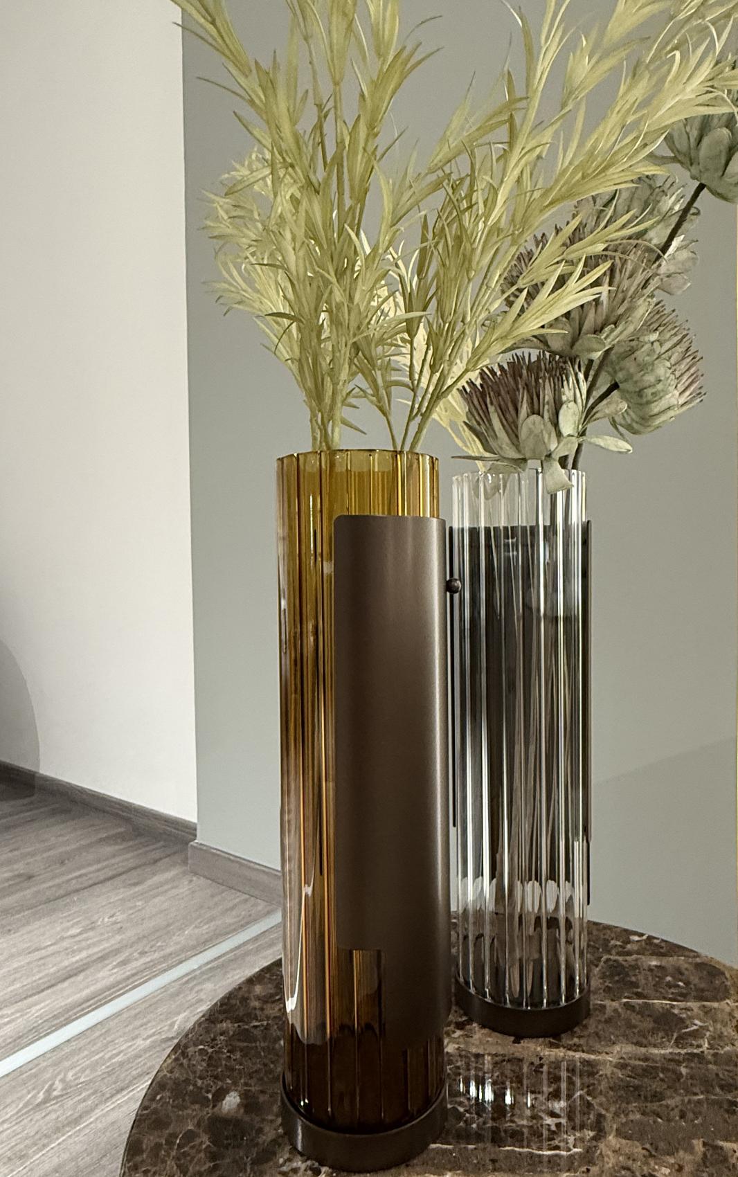 Grand vase foncé Bon Ton
