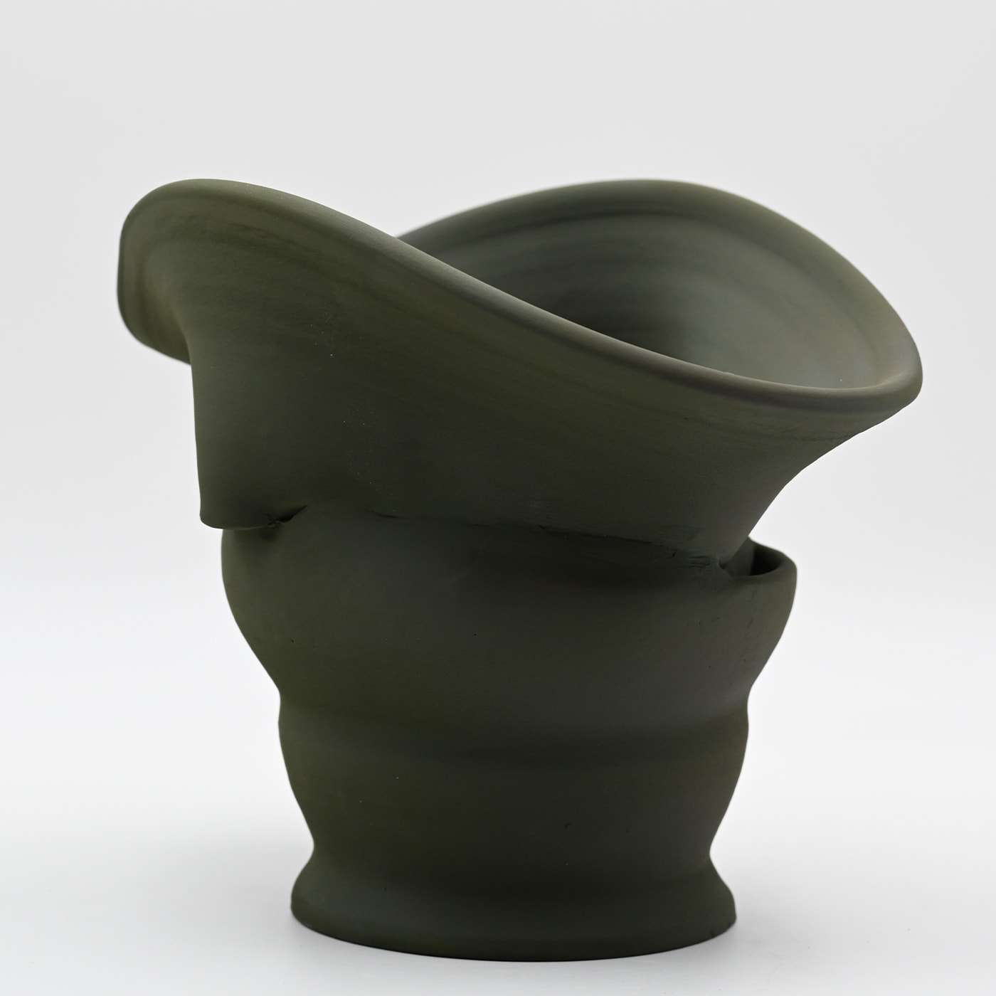 Vase Vert Sculpteur à la Main