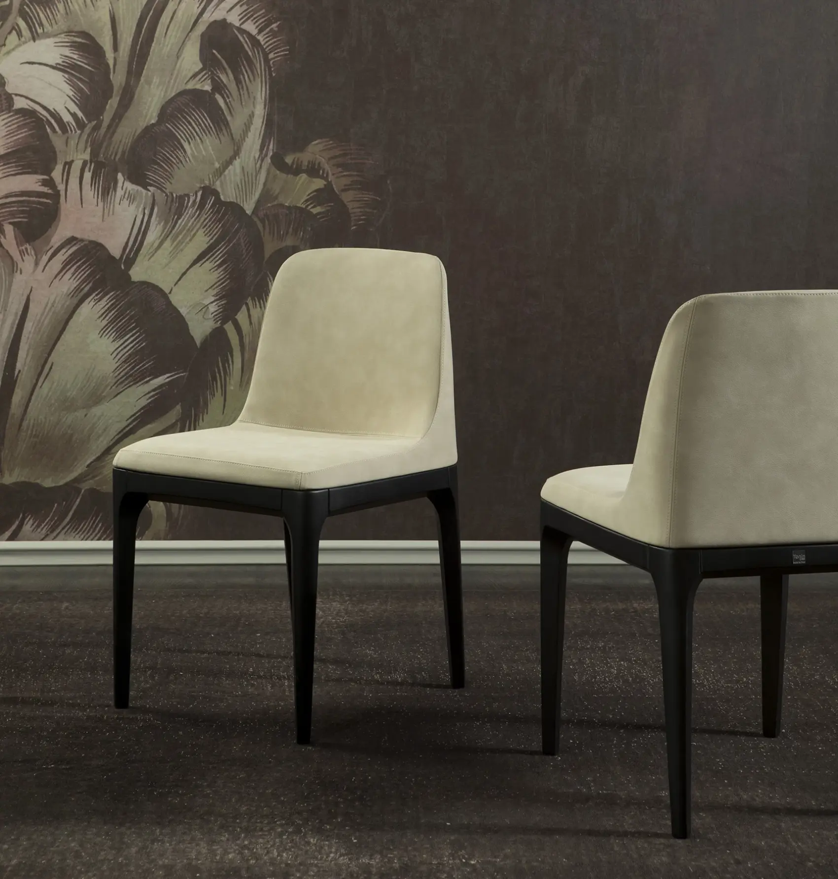 Chaise Gilda