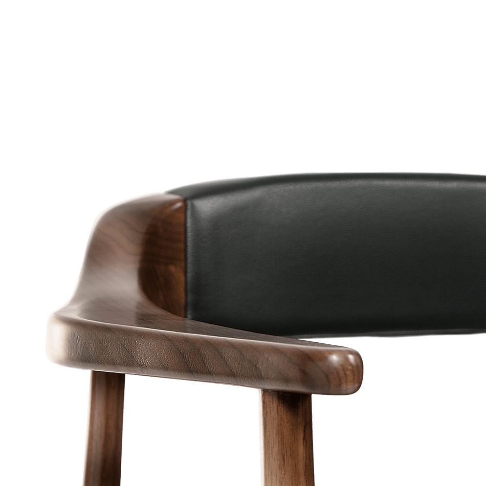 Chaise Perry