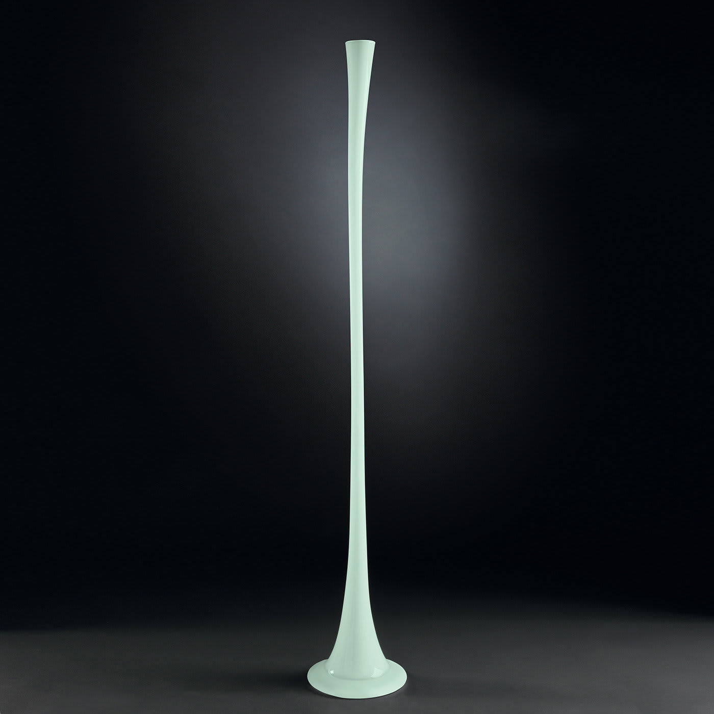 Vase Church Neo