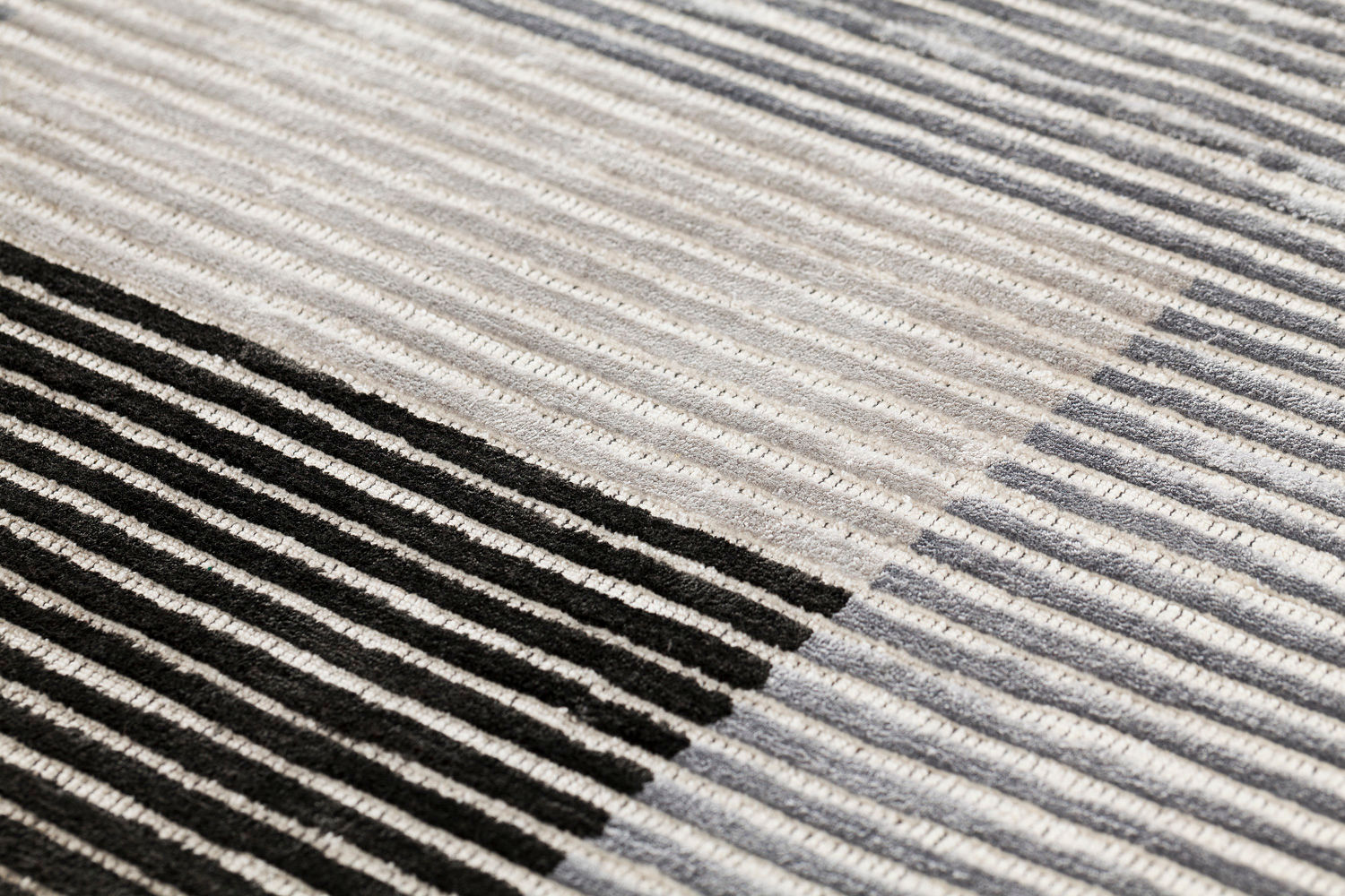 Tapis à Rayures en Viscose Tissé à la Main
