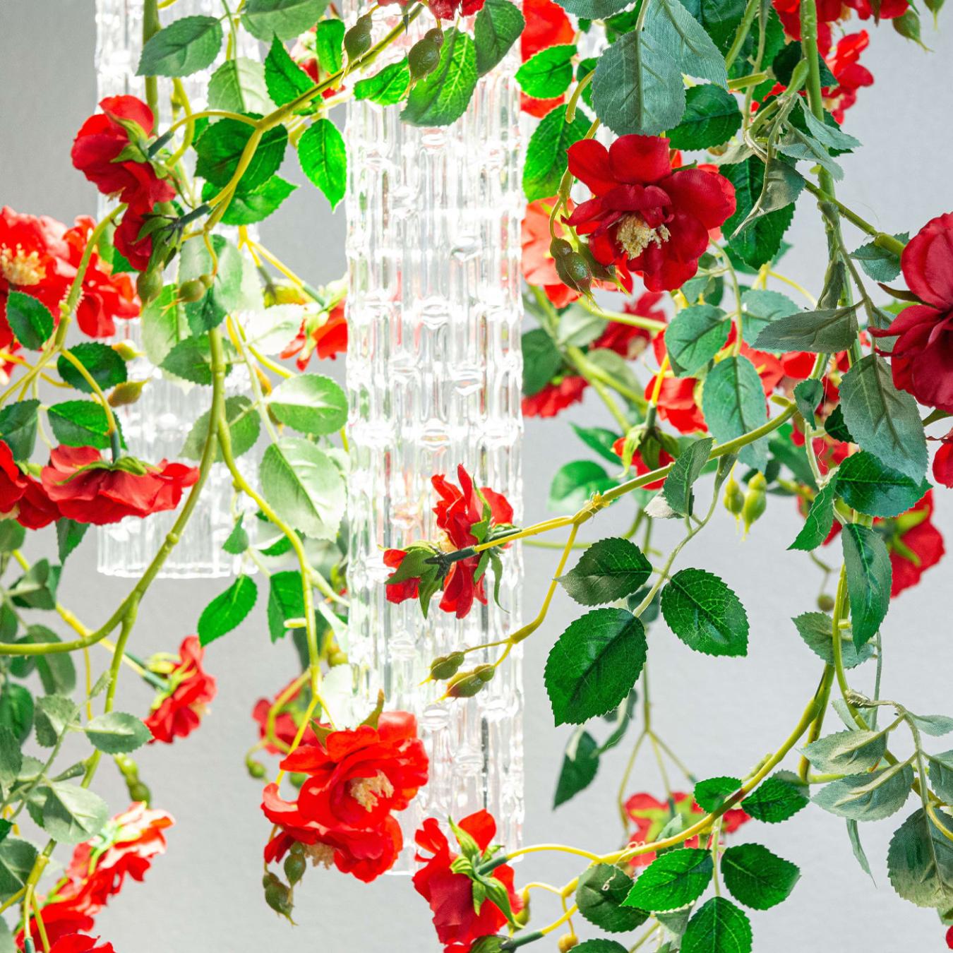 Petit lustre roses rouges