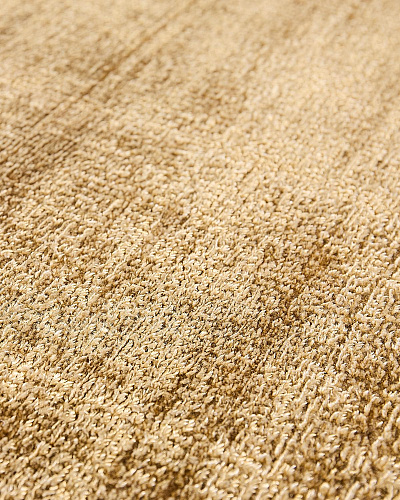 Tapis en Soie de Banane Doré
