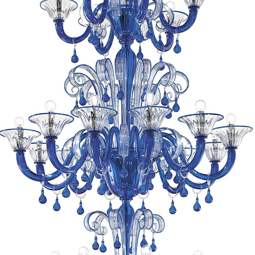 Lustre classique en verre de Murano bleu pâle