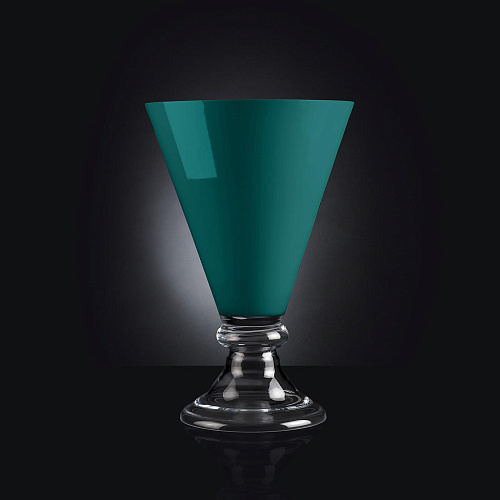 Vase New Romantic