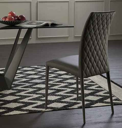 Chaise Charm Élite