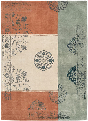 Tapis Antique Collage