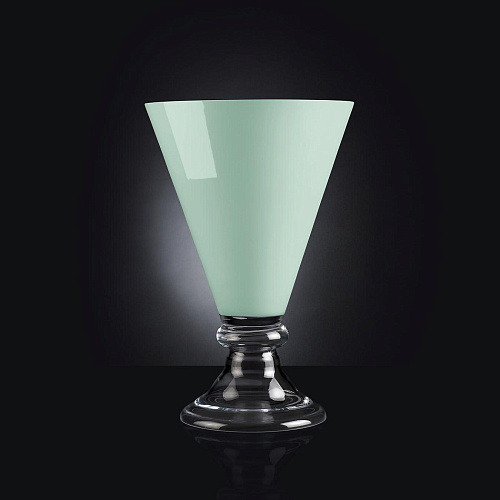 Vase New Romantic