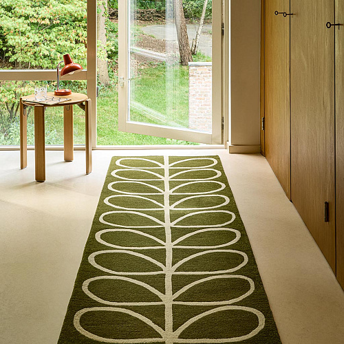 Linear Stem Runner Olive Tapis