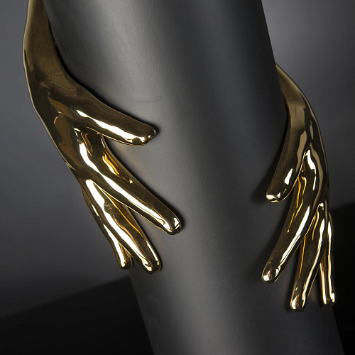 Vase Hands
